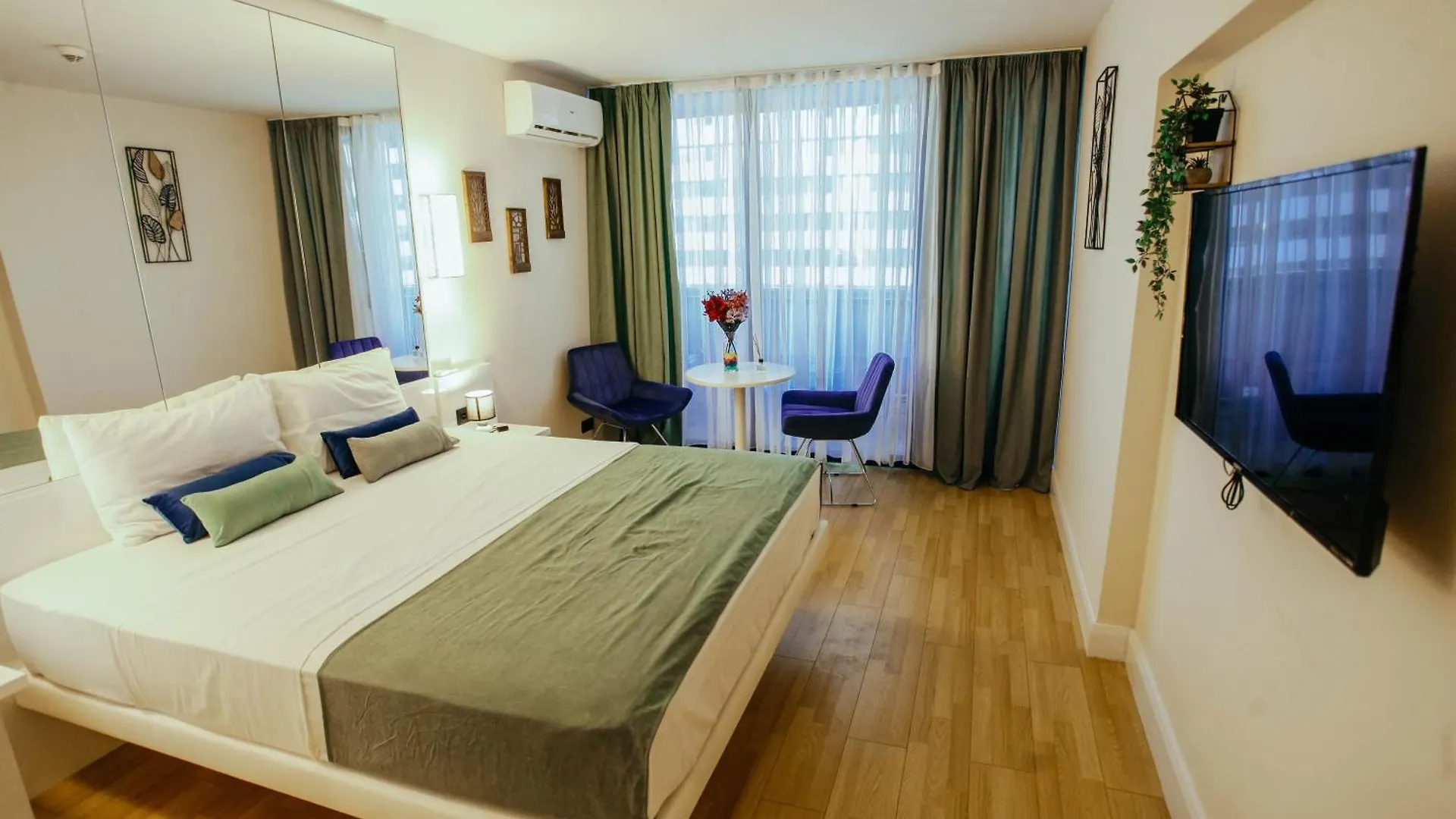 Room Number 3004 Batumi
