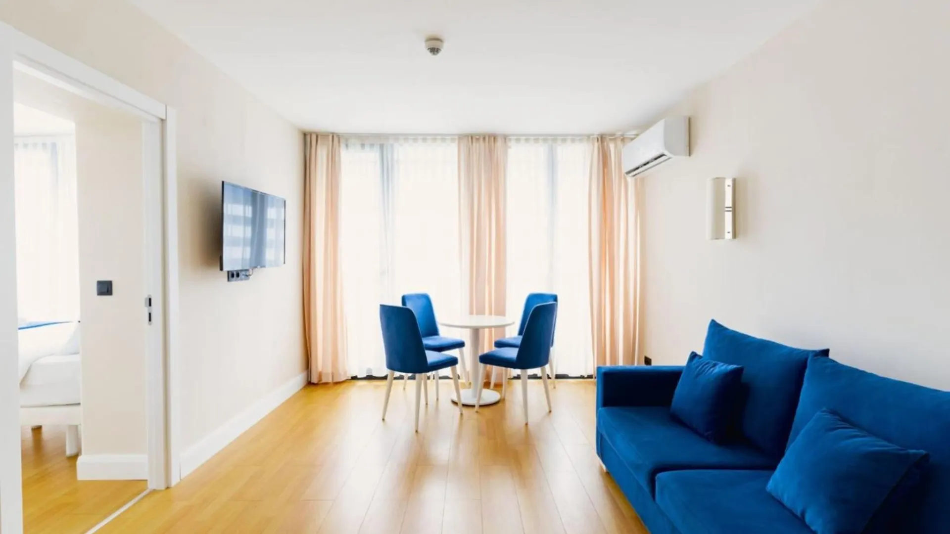 Opulent Sea View Aparthotel In Orbi City Batum